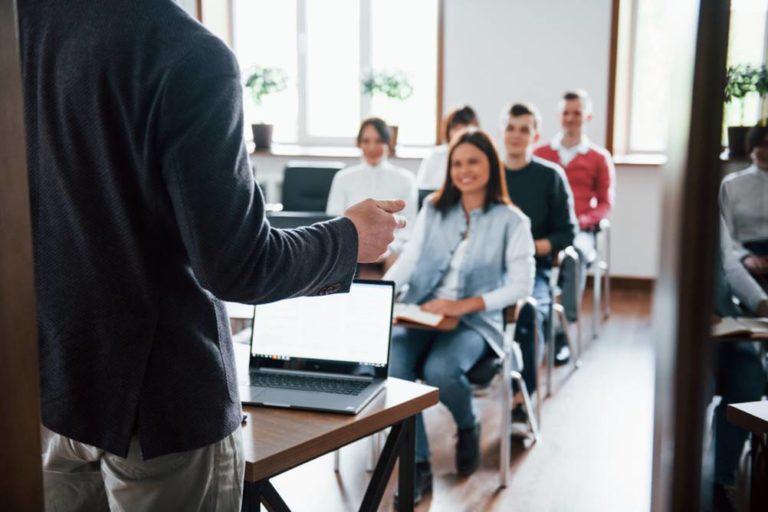 Faça sua Pós-Graduação Contabilidade e Auditoria no INPG